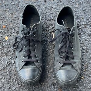 Converse Men's Low Top Canvas Sneakers